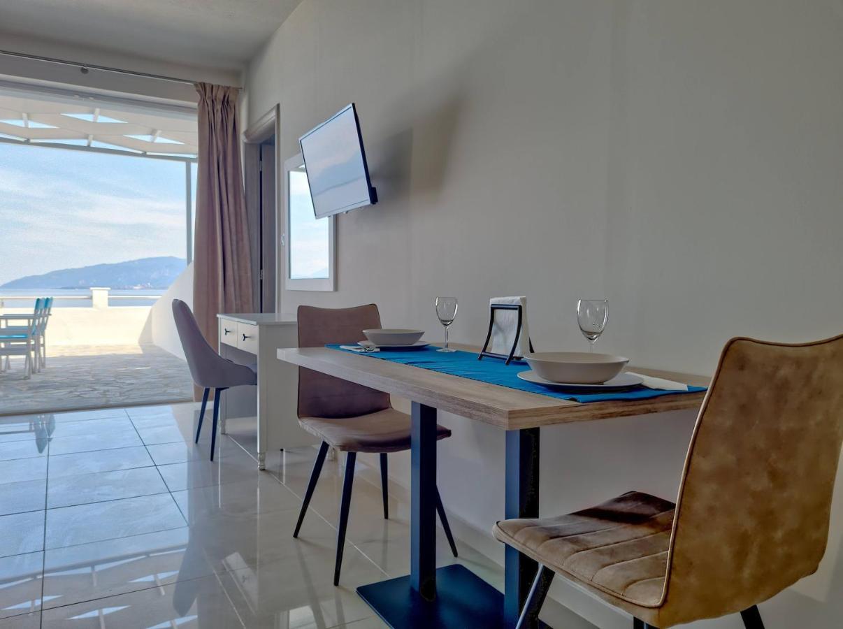Epipleon Luxury Suites -102- Δωμάτιο 45Τμ Με Βεράντα 35Τμ Μπροστά Στη Θάλασσα Nafpaktos Zewnętrze zdjęcie